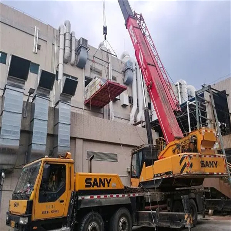 界首租赁大型汽车吊，助力工程项目高效进行