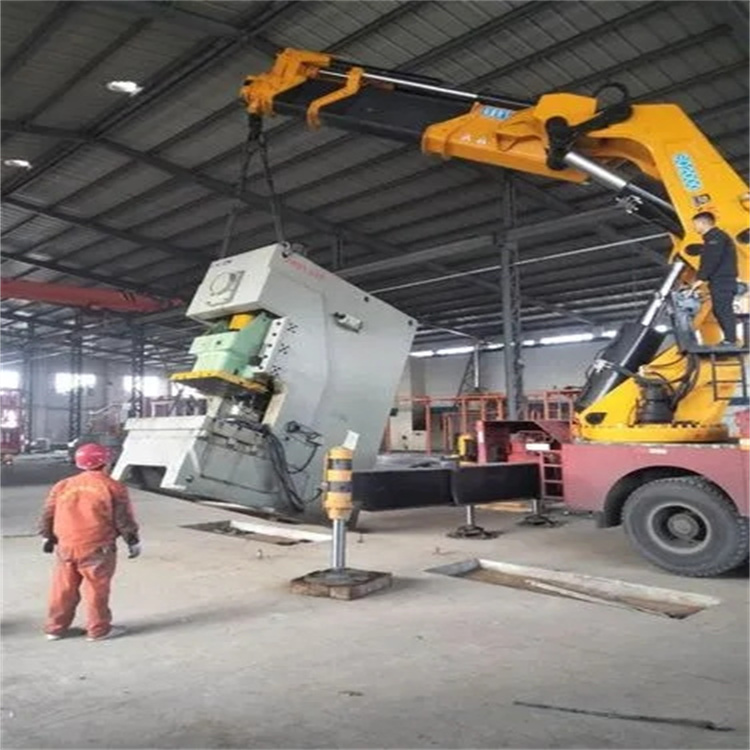 界首80吨折臂吊车出租附近电话