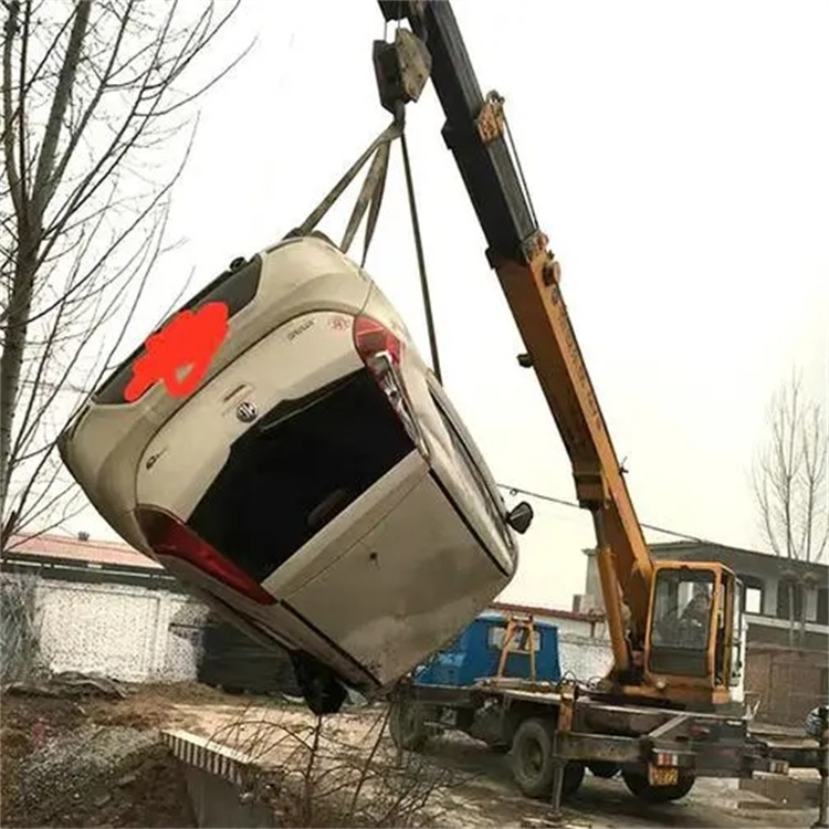 界首随时待命，吊车24小时道路救援服务全解析